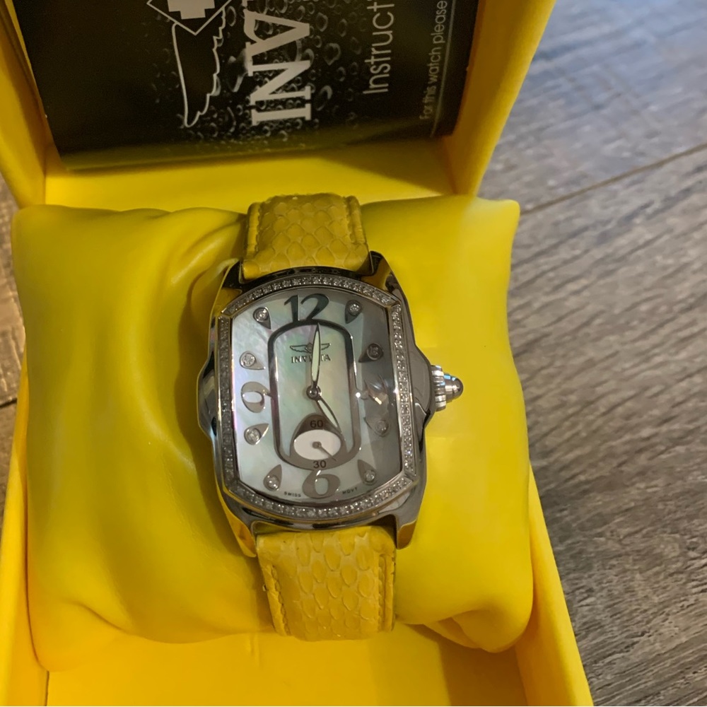 Invicta watch-yellow